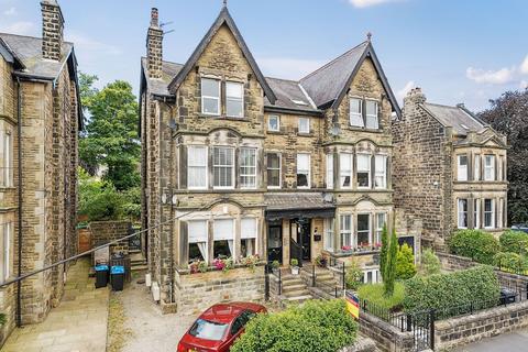 undefined, West Cliffe Mount, Harrogate, North Yorkshire, HG2