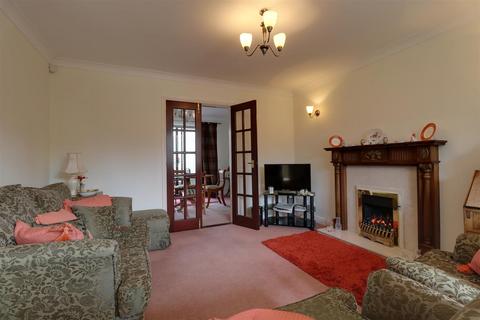 14 Edwards Way, Alsager, Stoke-on-trent, ST7 2YB