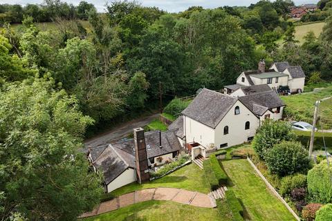 4 bedroom character property for sale, Nicholls Lane, Oulton, ST15