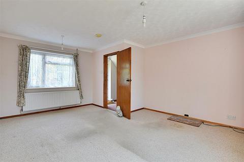 3 bedroom semi-detached house for sale, Stocks Meadow, Ninfield, Battle
