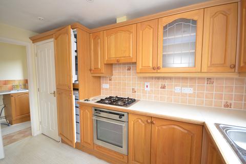 2 bedroom detached bungalow for sale, High Street, Earls Barton