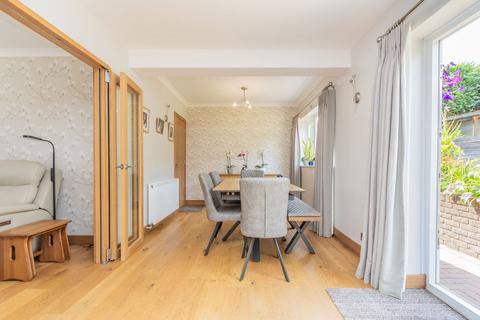 undefined, 1.4 Miles From Etchingham Train Station in Hurst Green