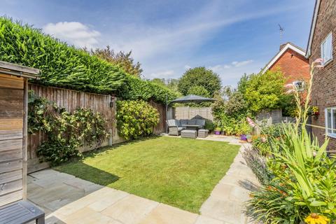 undefined, 1.4 Miles From Etchingham Train Station in Hurst Green