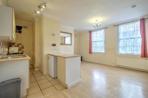 2 Acacia Mews, Harmondsworth, West Drayton, UB7 0AG