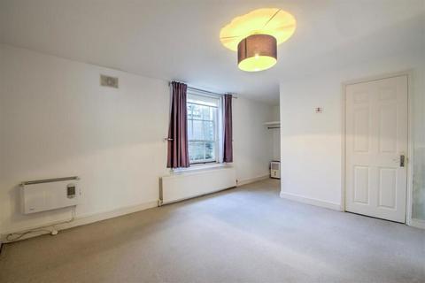 2 Acacia Mews, Harmondsworth, West Drayton, UB7 0AG