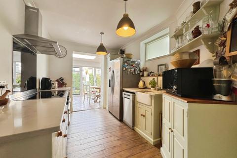 4 bedroom detached house for sale, Albert Road, Hythe