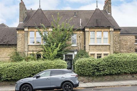 Adelaide Avenue, London SE4