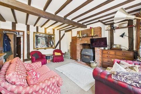 1 Church Path, Earsham, Bungay, NR35 2TX