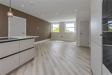 1 bedroom penthouse for sale, Hale Grove Gardens, London, NW7