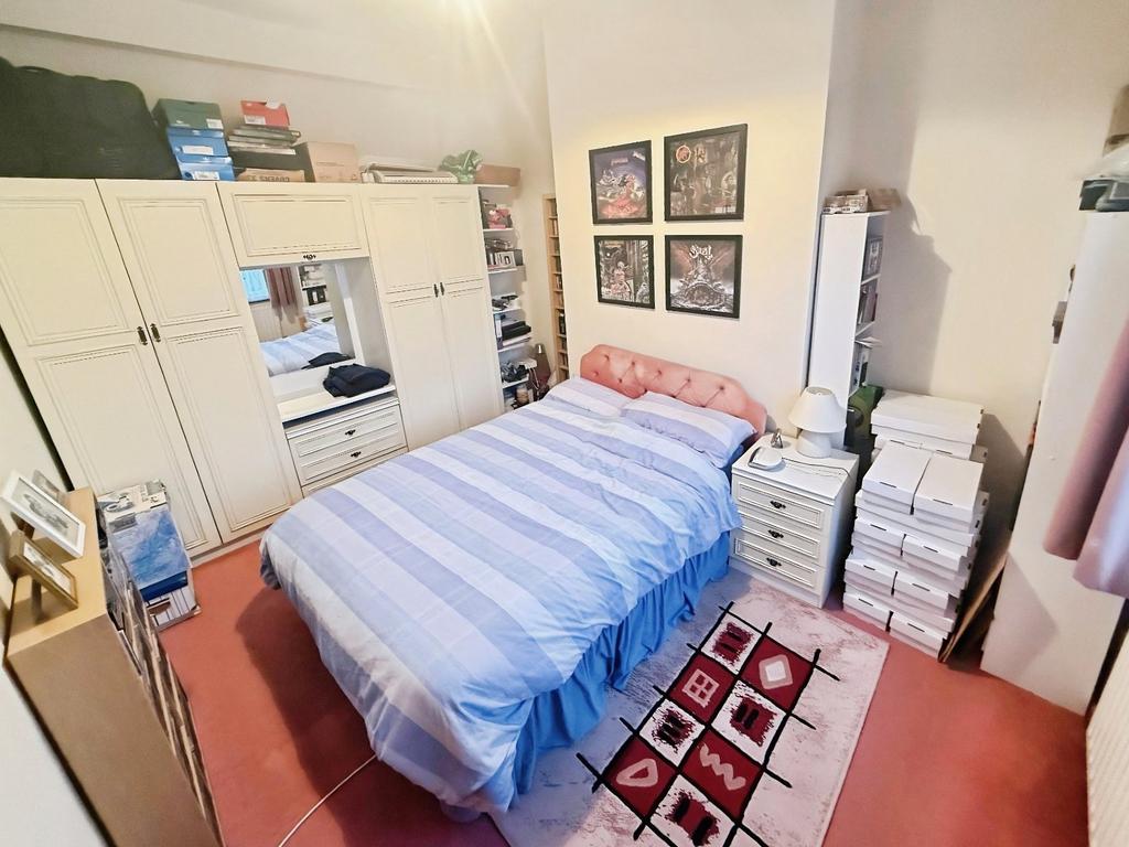 Flat A 8 Dyke Street
