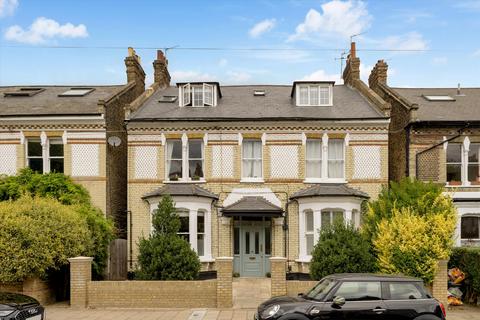 Balham Park Road, London, SW12.