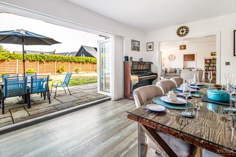 4 bedroom detached house for sale, Cooks Nest,  Coton Lane, Tamworth, Staffordshire, B79 7SU