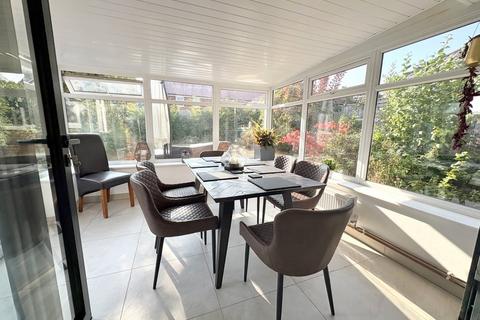 4 Annet Close, Poole, BH15 4NW