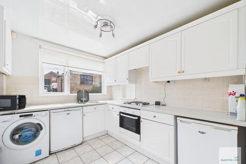 3 bedroom semi-detached house for sale, Tiverton Close, Hucknall