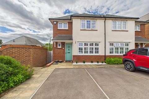 Edwin Jones Way, Lydney, GL15 5FL