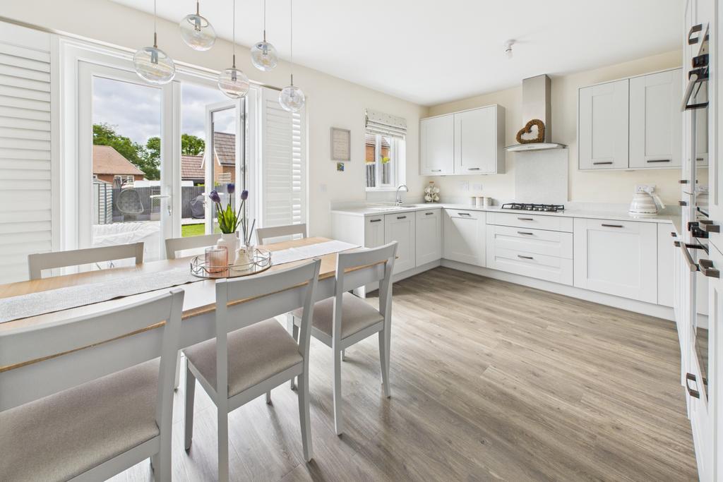 Kitchen / DIning Room