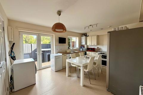 3 bedroom semi-detached house for sale, Peel Gardens, Mansfield