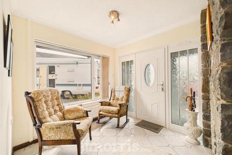 undefined, 9 Tir Treharne, Newport