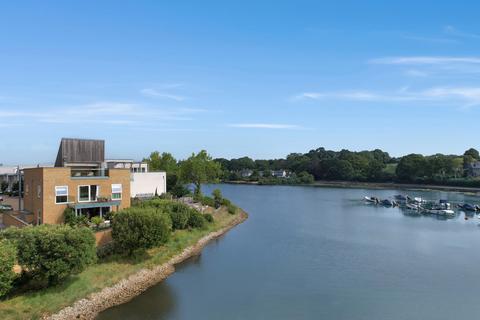 undefined, River Walk, Lymington SO41