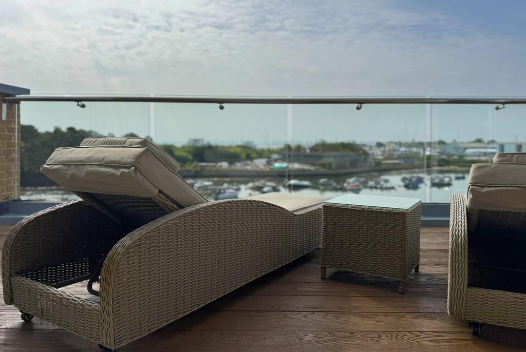 12 RW Roof Terrace