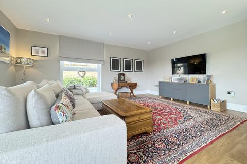 undefined, River Walk, Lymington SO41