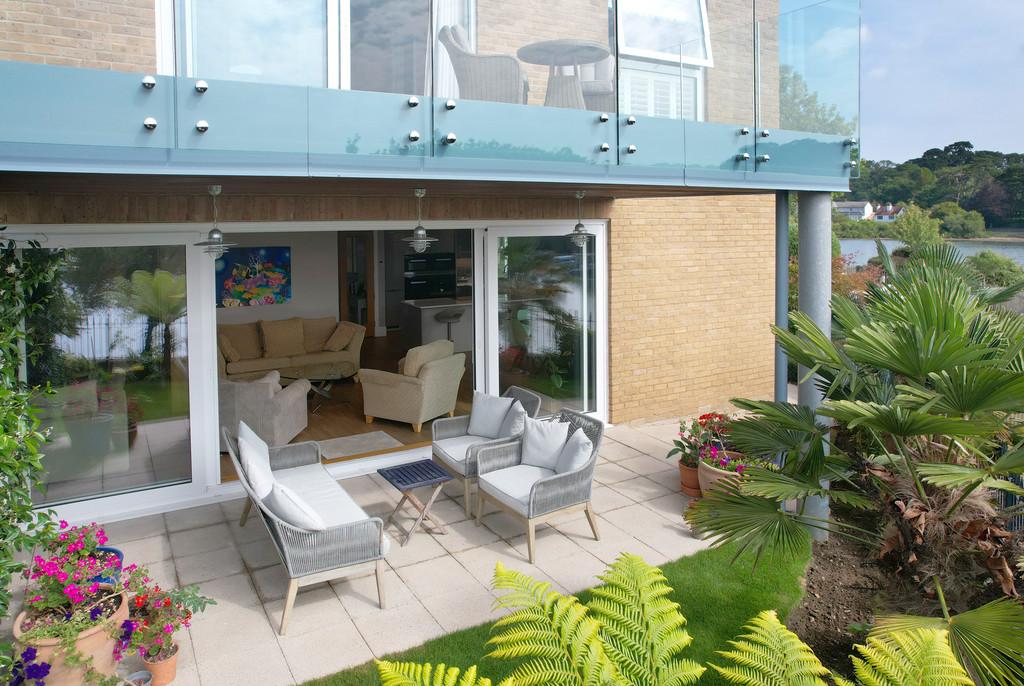 12 RW Aerial Terrace