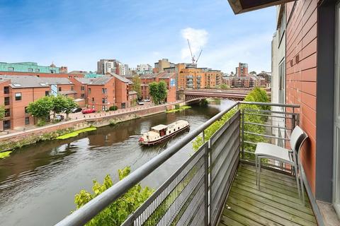2 bedroom apartment for sale, Regents Quay, Brewery Wharf
