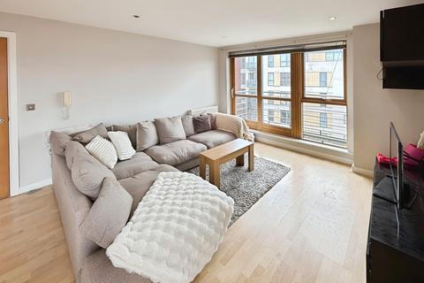 2 bedroom apartment for sale, Regents Quay, Brewery Wharf