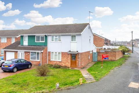 3 bedroom semi-detached house for sale, Ashby Drive, Rushden NN10