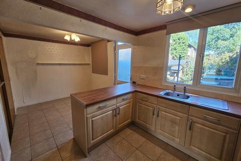 undefined, Snowshill Close, Worcester
