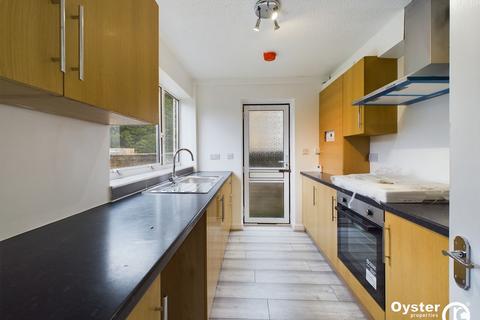 undefined, Vincent Road, Luton, LU4