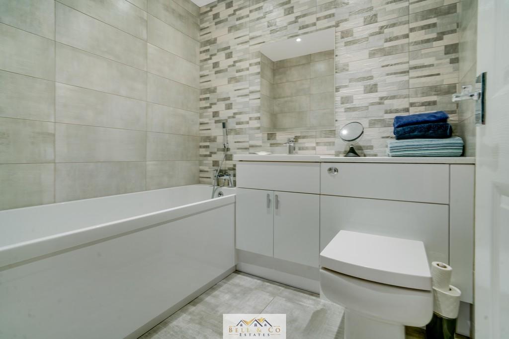 Bedroom 4- Ensuite