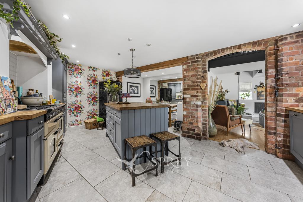 Kitchen/Dining Room