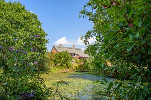 3 bedroom detached house for sale, Palins Farm, Knighton