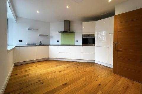 2 bedroom apartment to rent, Blythe Road, London W14