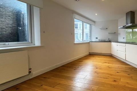 2 bedroom apartment to rent, Blythe Road, London W14