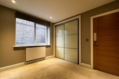 2 bedroom apartment to rent, Blythe Road, London W14