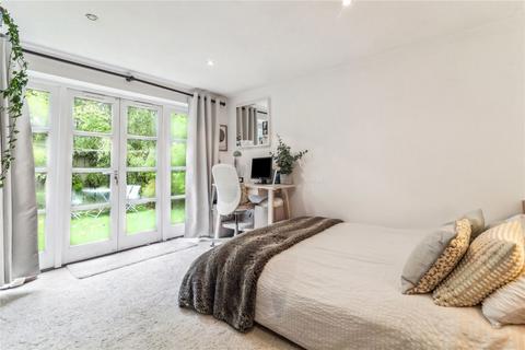 undefined, Dyne Road, London NW6