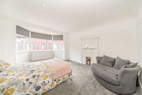 6 bedroom house for sale, Blairderry Road, London SW2