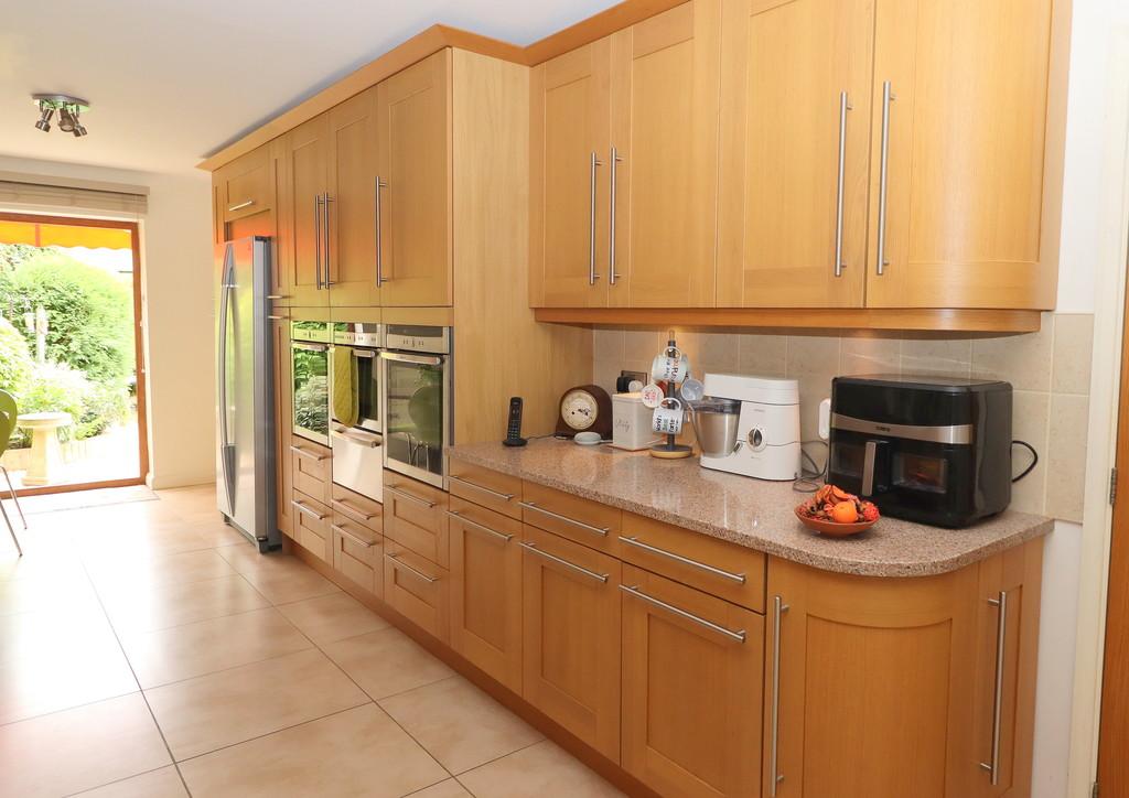 Kitchen 2 25-07-2025 15-22-38