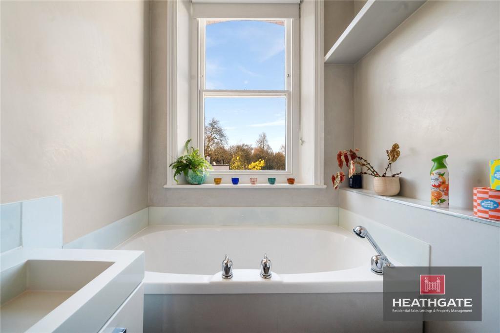 Cannon-place-hampstead-village-nw3