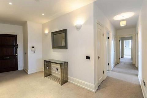 2 bedroom flat to rent, Strathmore Court Park Road Regents Park NW8