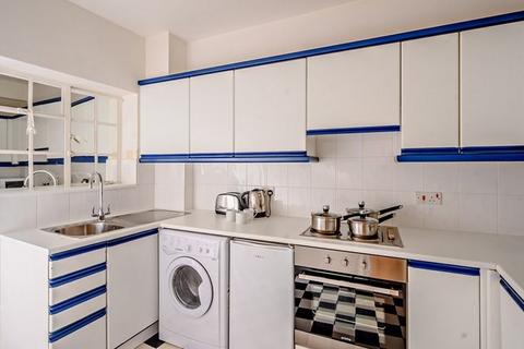 2 bedroom apartment to rent, Fulham Road, London SW3