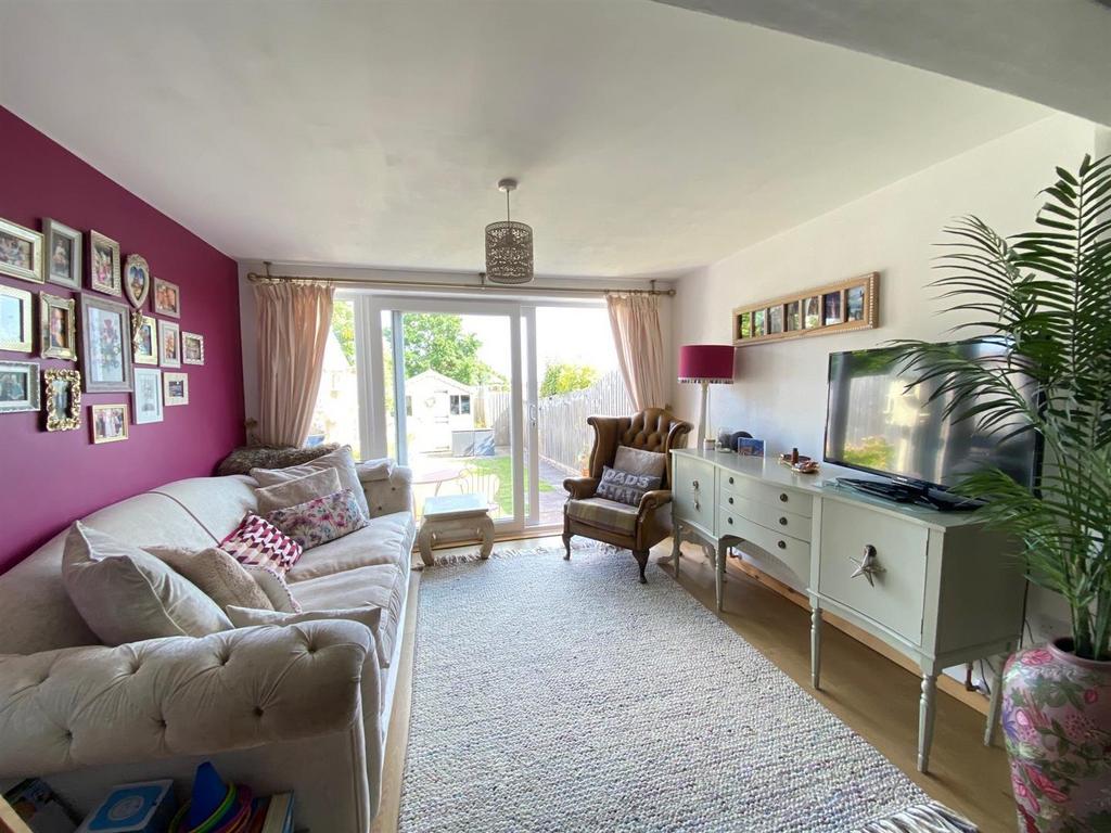 Living Area.jpg