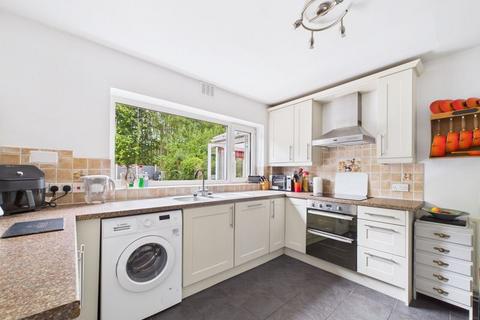 undefined, Yew Tree Lane, Tettenhall, WV6