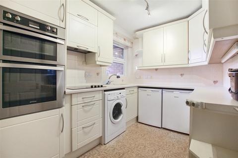 2 bedroom apartment for sale, Clarendon Mews, Bexley