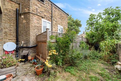 198c Brooke Road, London, E5 8AP