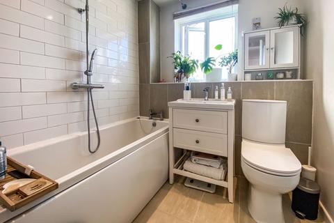 1 bedroom semi-detached house for sale, Martley Gardens, Grange Park, Hedge End, SO30