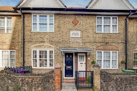 3 bedroom terraced house for sale, Tiller Road, Docklands, London, E14