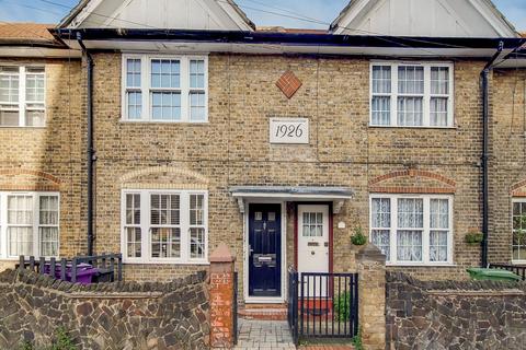 Tiller Road, Docklands, London, E14
